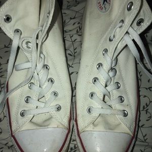 Men’s White Converse